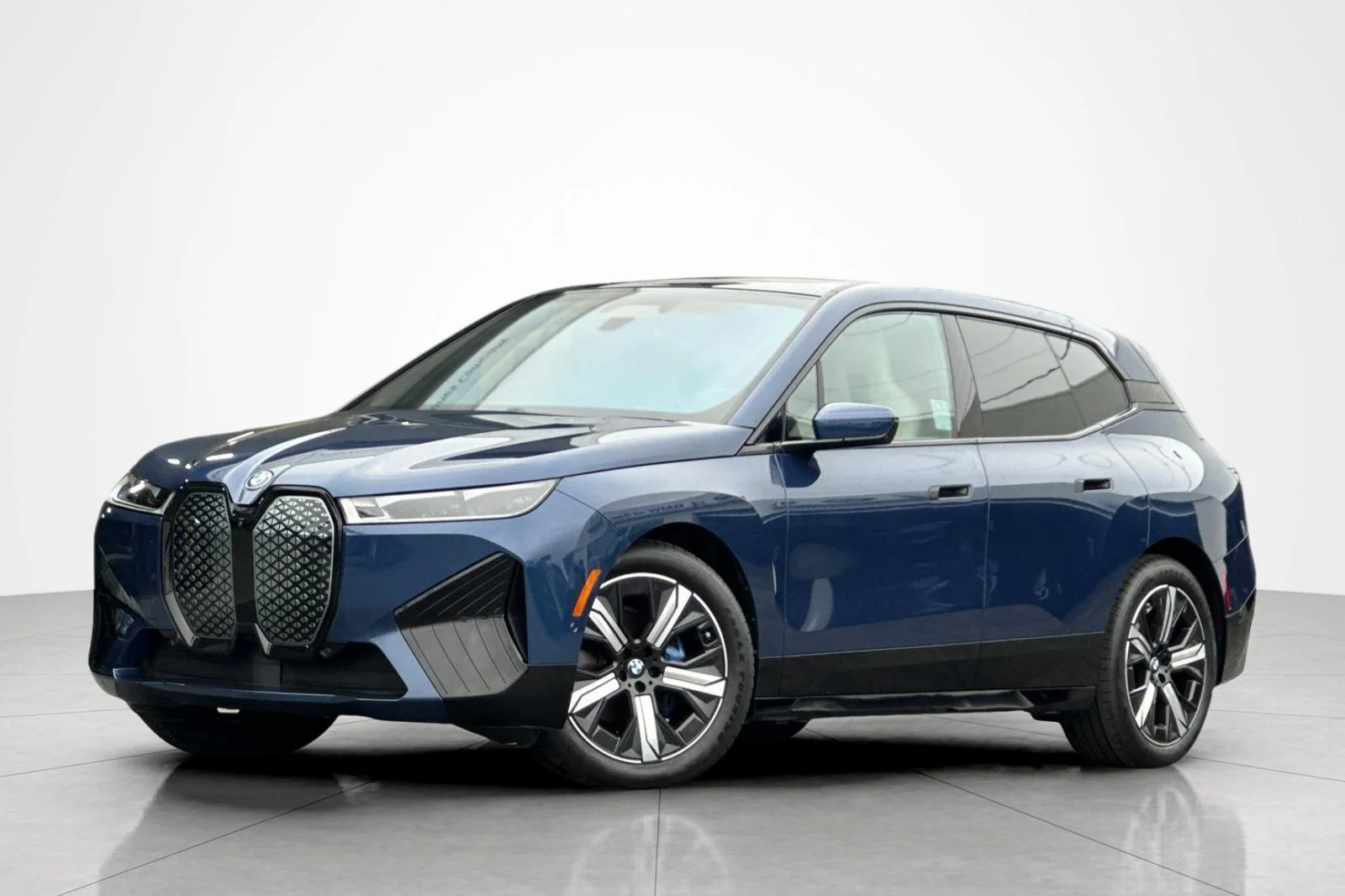 2023 BMW iX