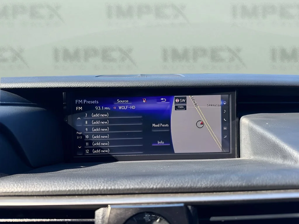 Used 2020 Black Lexus 300 image 18