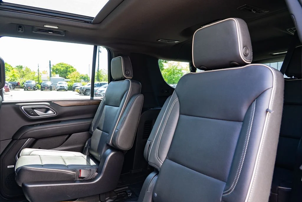 Used 2022 Beige Chevrolet Premier image 25