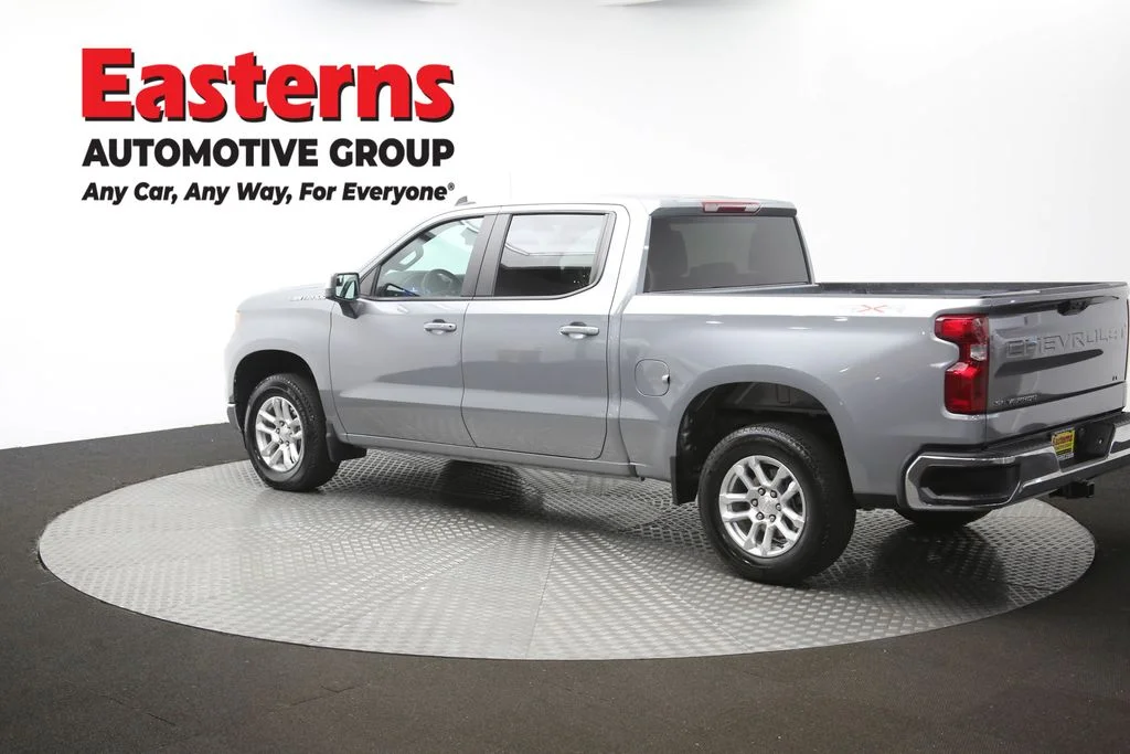 Used 2023 Gray Chevrolet LT image 65