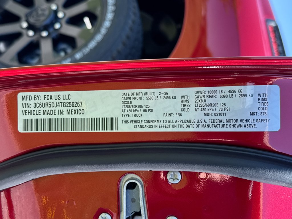 New 2026 Molten Red Pearl-Coat Exterior Paint RAM Big Horn image 33