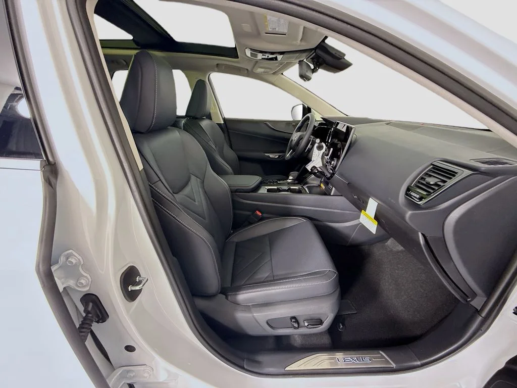 2026 Lexus NX 450h+ Luxury - Photo 21