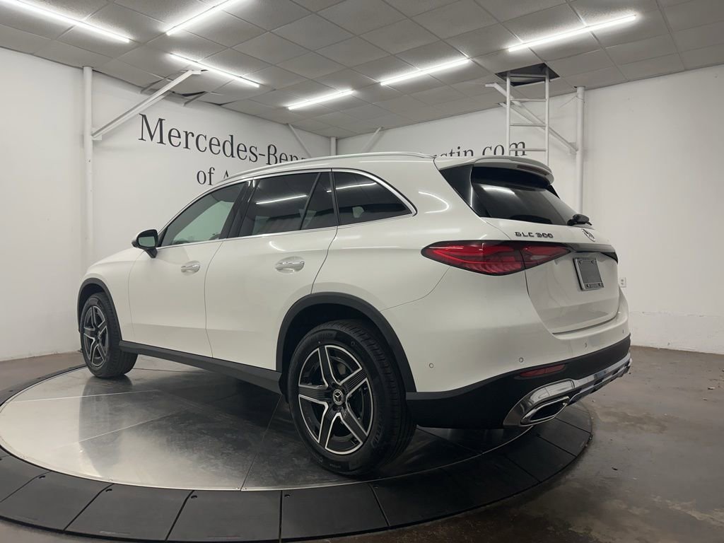 New 2026 Polar White Mercedes-Benz GLC 300 image 39