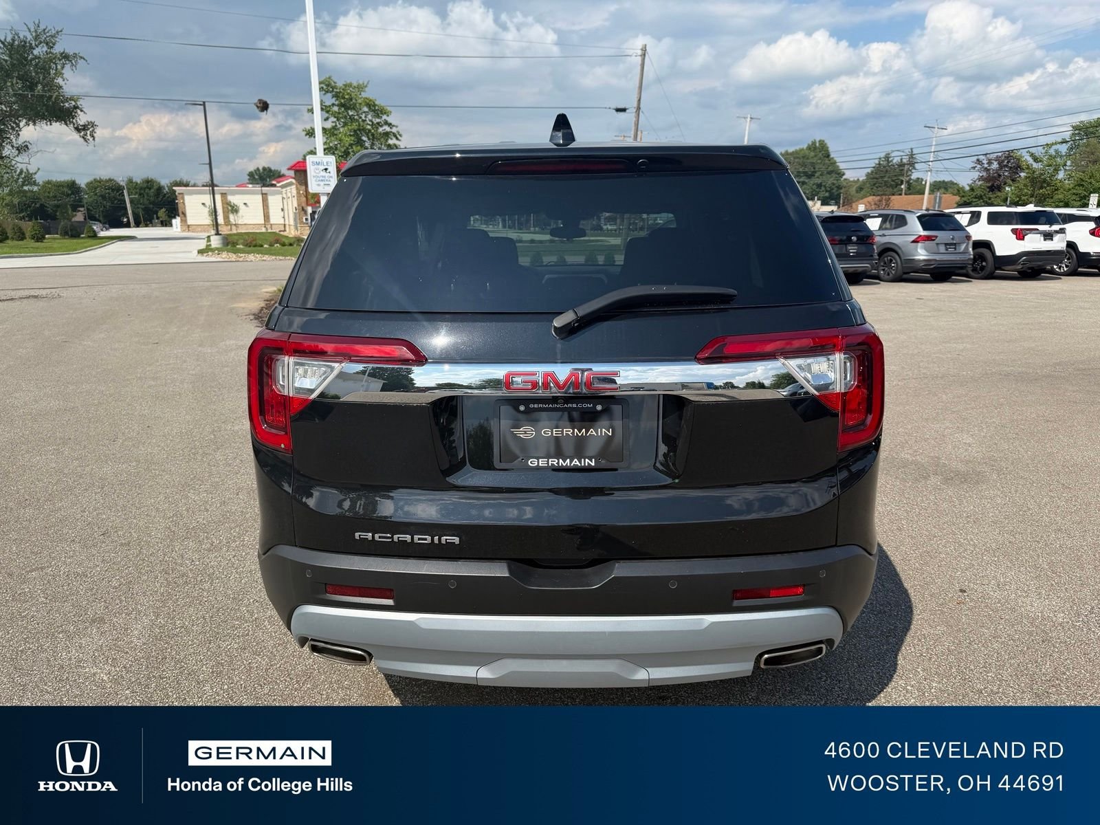2023 GMC Acadia SLE - Photo 8
