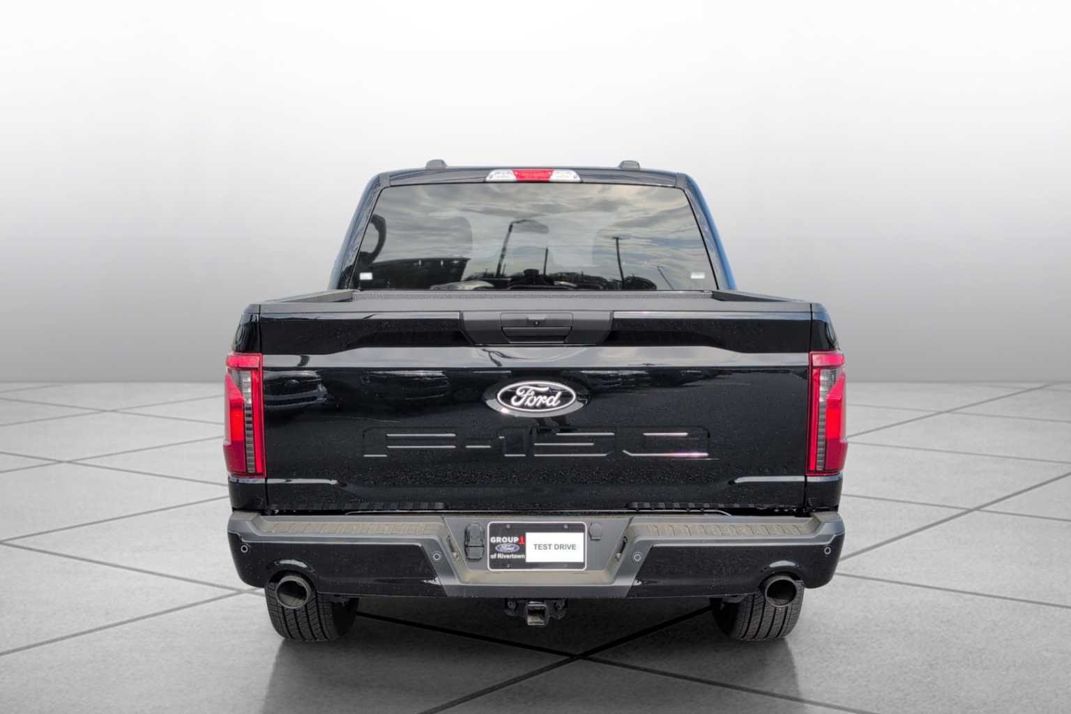 View vehicle photo 4