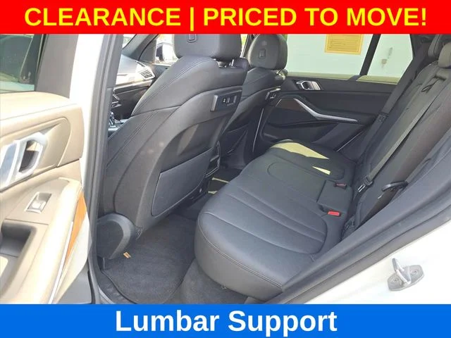 Used 2020 White BMW sDrive40i image 17