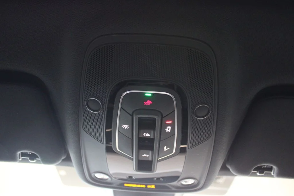 Used 2025 White Audi 45 Premium Plus image 35