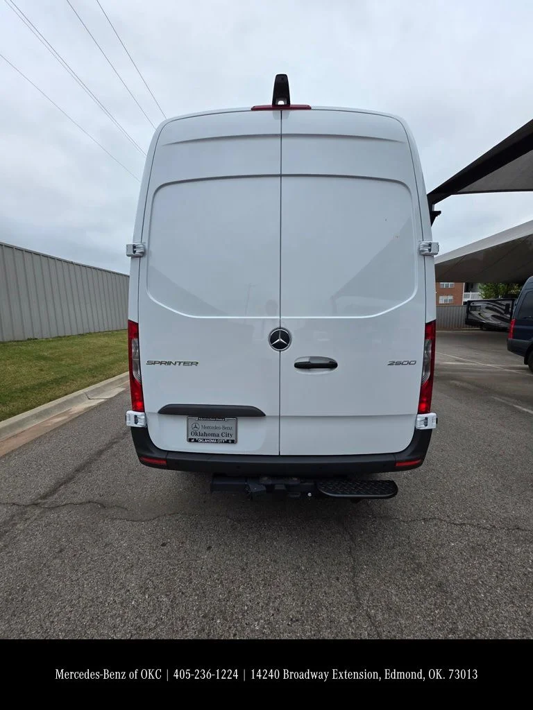 New 2026 White Mercedes-Benz Cargo 144 WB image 4