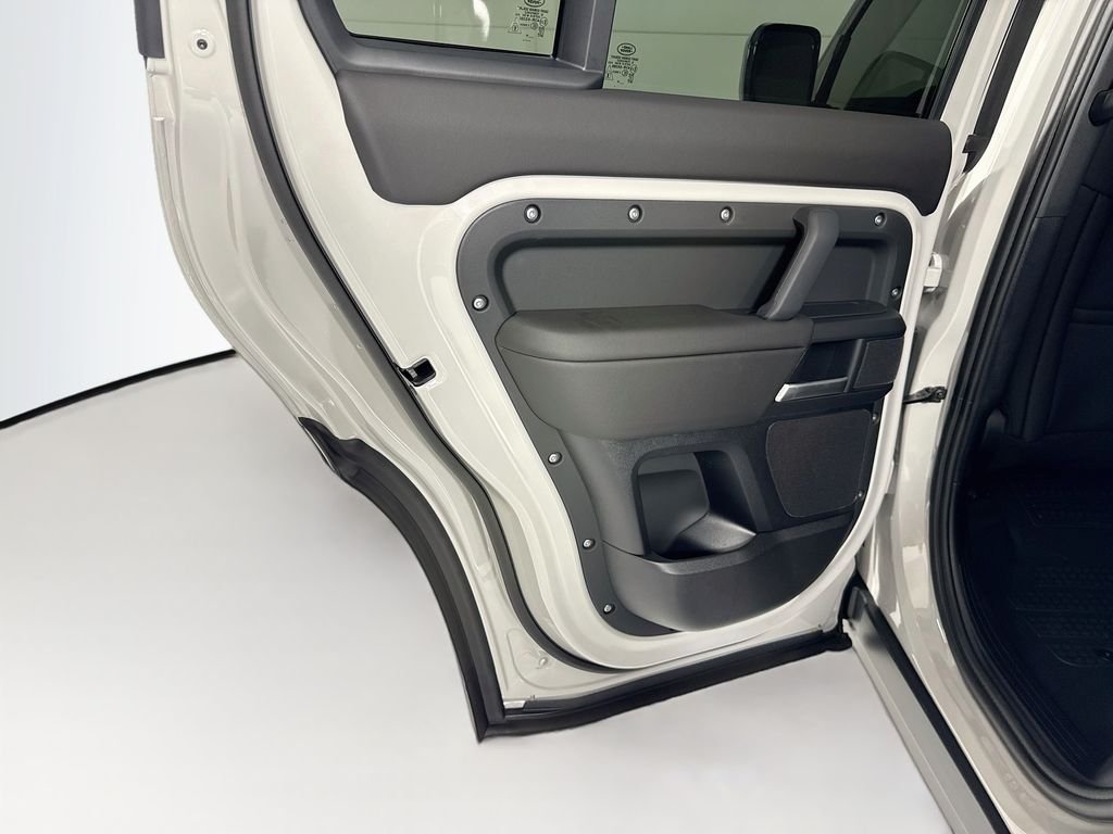 New 2026 Borasco Grey Land Rover S image 27