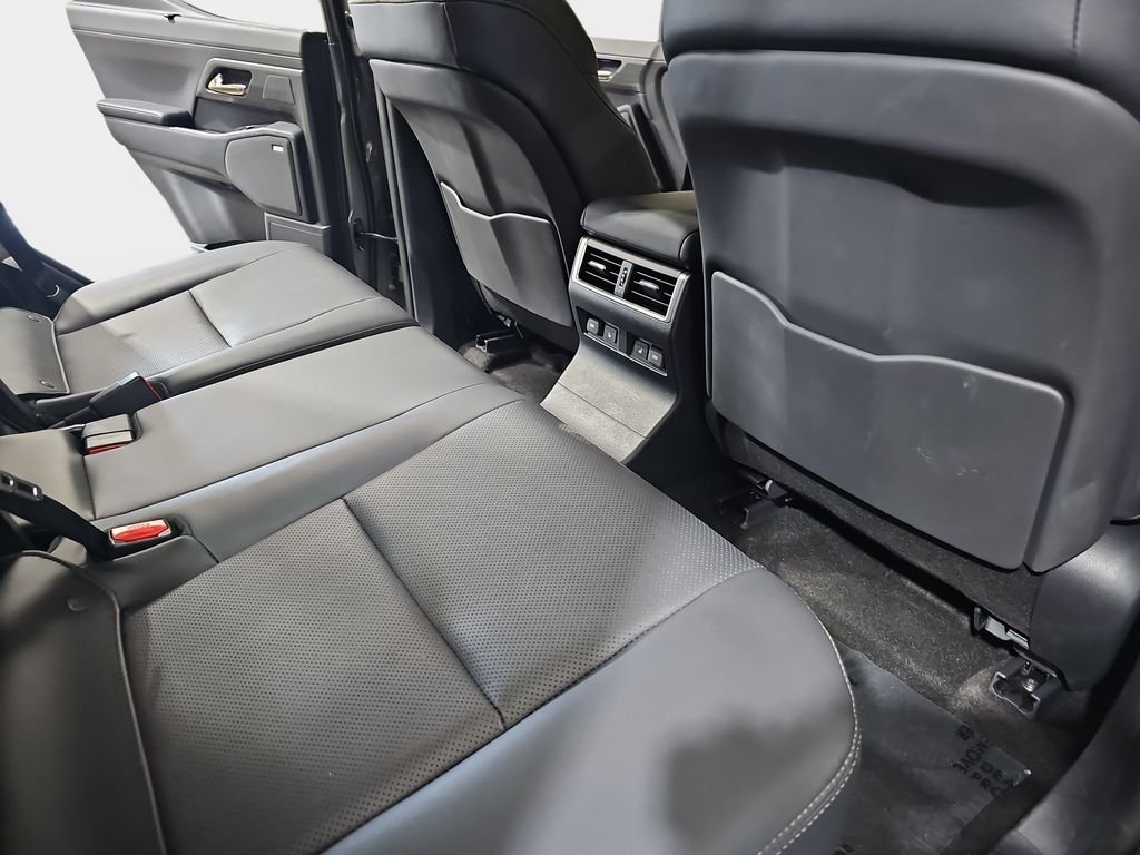 2026 Lexus GX Overtrail+ - Photo 13