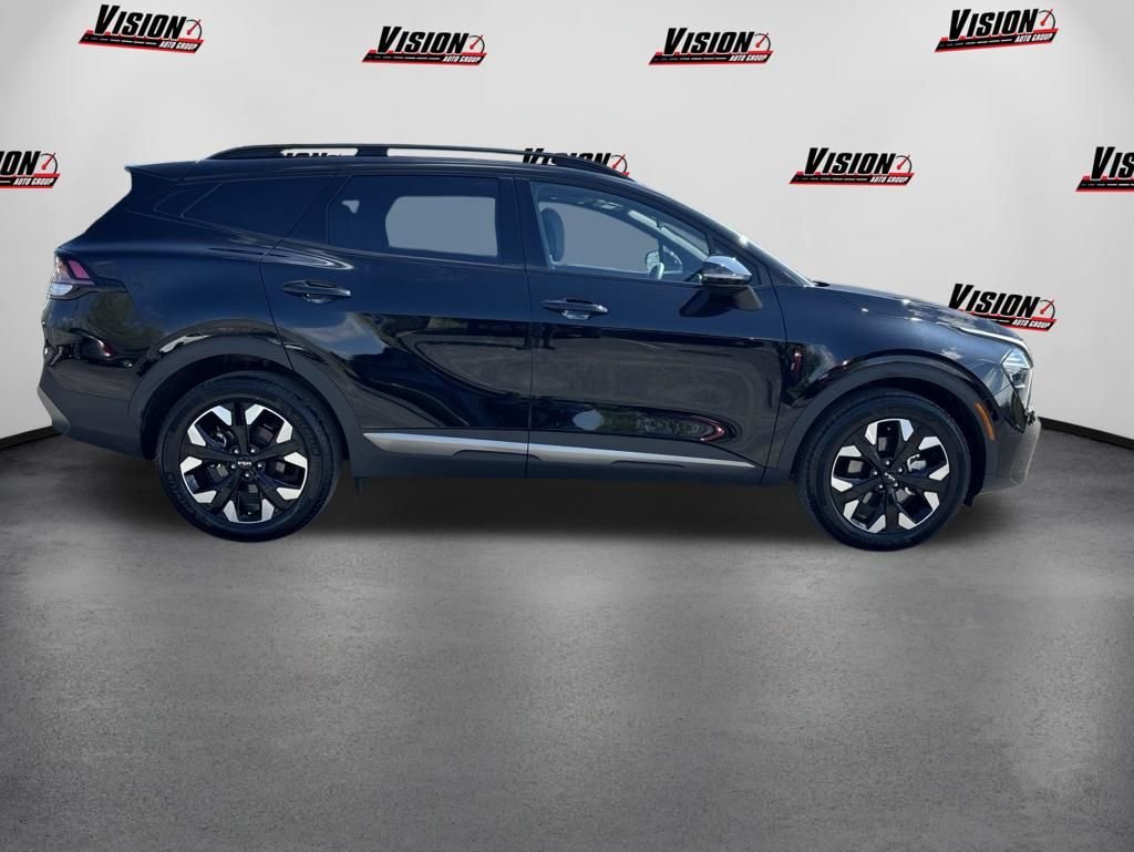 Used 2023 Black Kia X-Line image 4