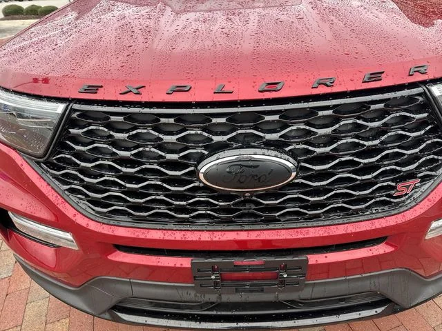 Used 2020 Red Ford ST image 21