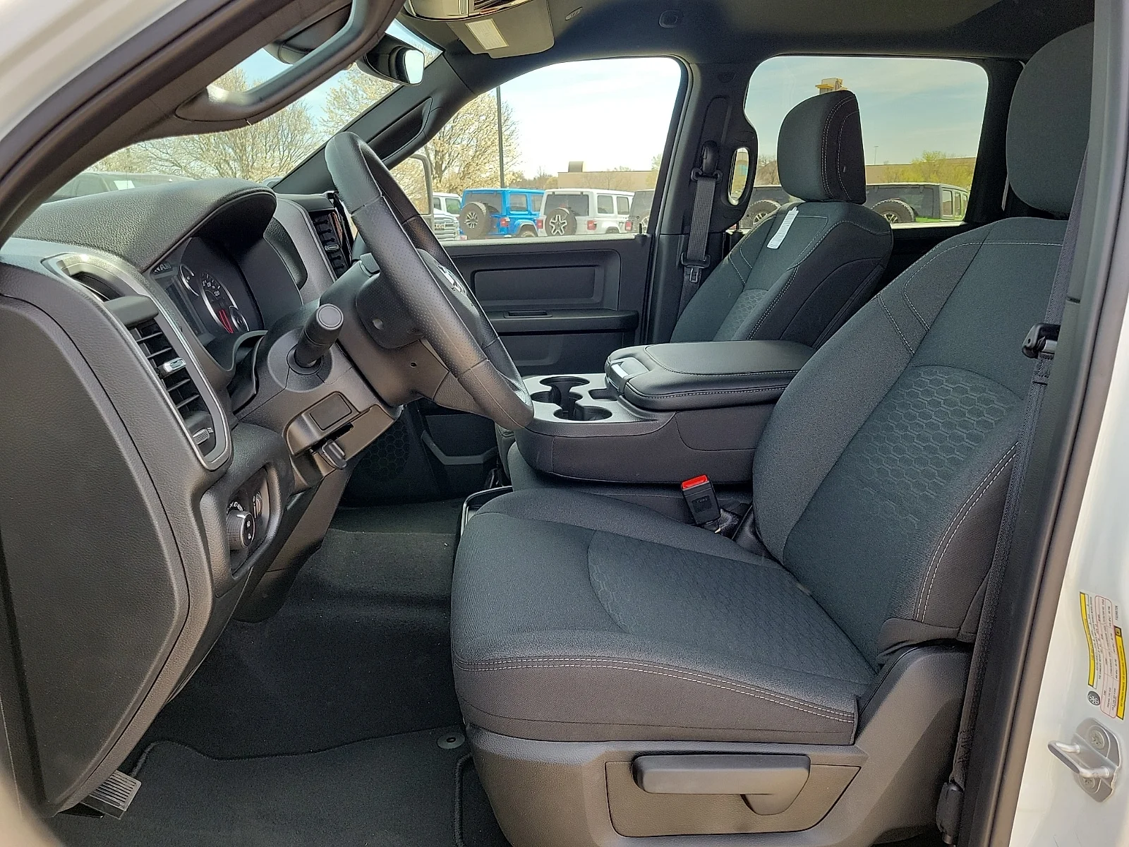 New 2026 PW7 Bright Whit Ram BLACK EXPRESS CREW CAB 4X4 8