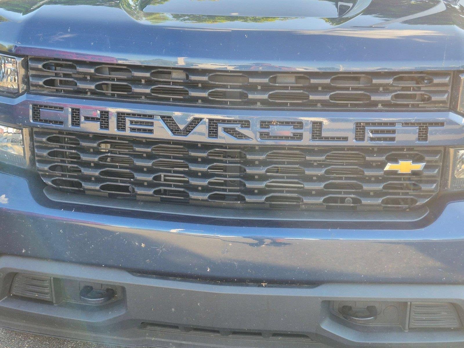 Used 2022 Northsky Blue Metallic Chevrolet Custom image 2