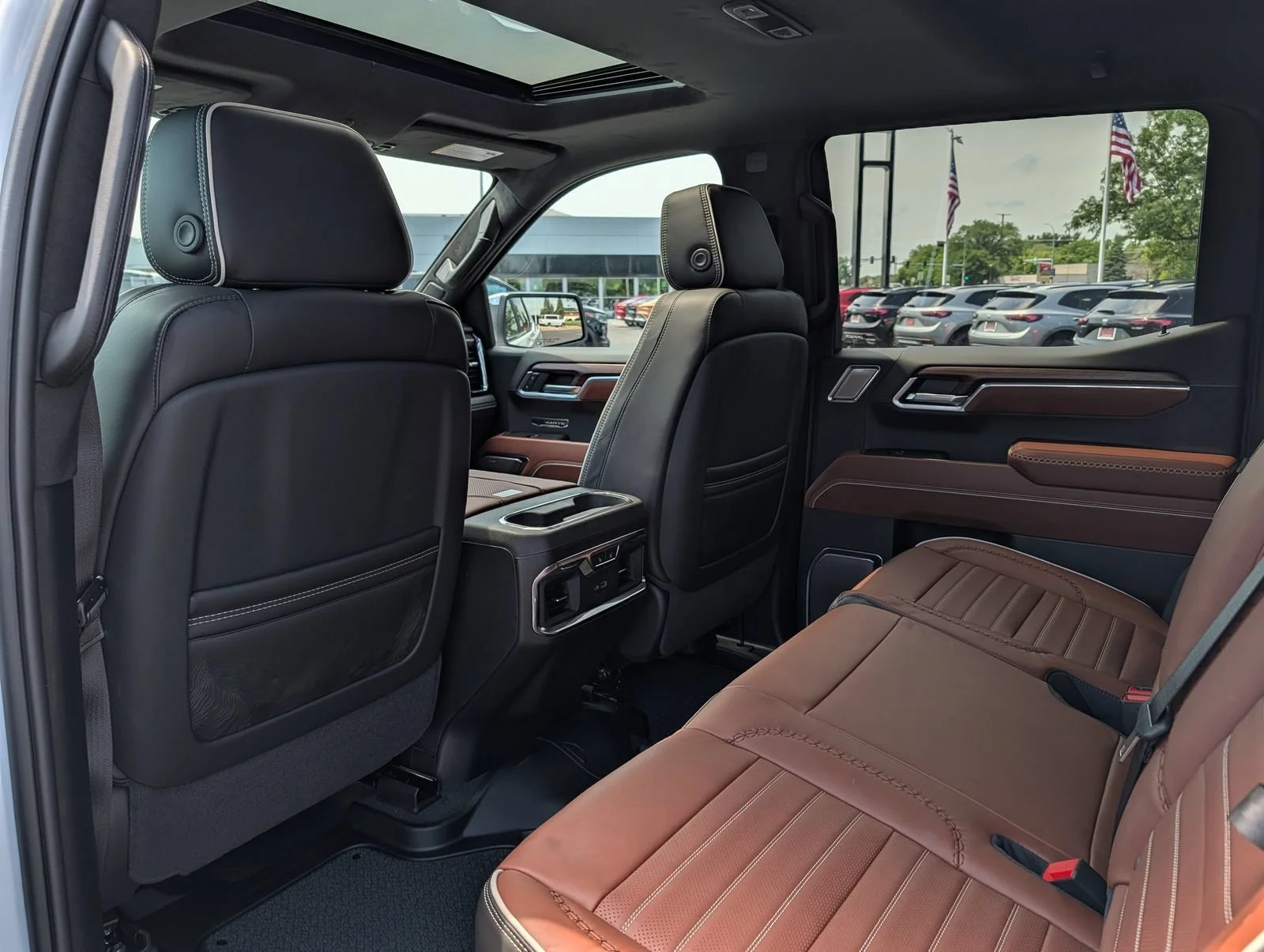 New 2026 Glacier White Tricoat GMC Denali Ultimate image 5