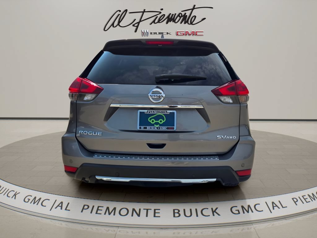 Used 2019 Gray Nissan SV image 5