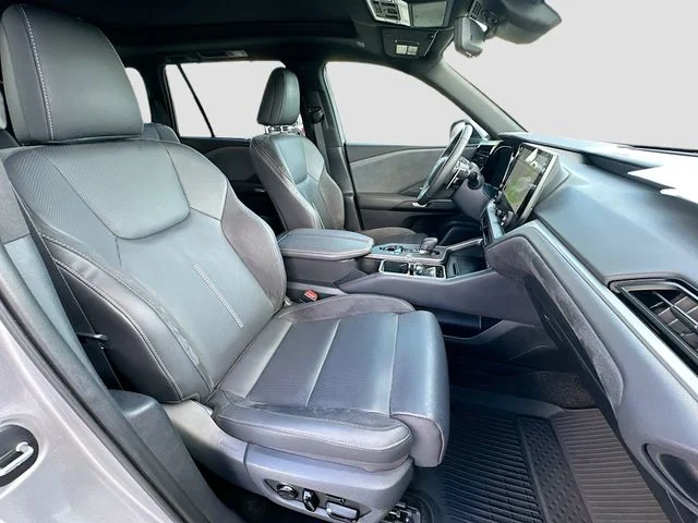 Used 2024 Silver Lexus 350 Luxury image 28