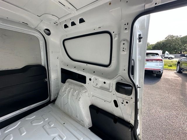 Used 2021 White Ram Tradesman SLT image 22