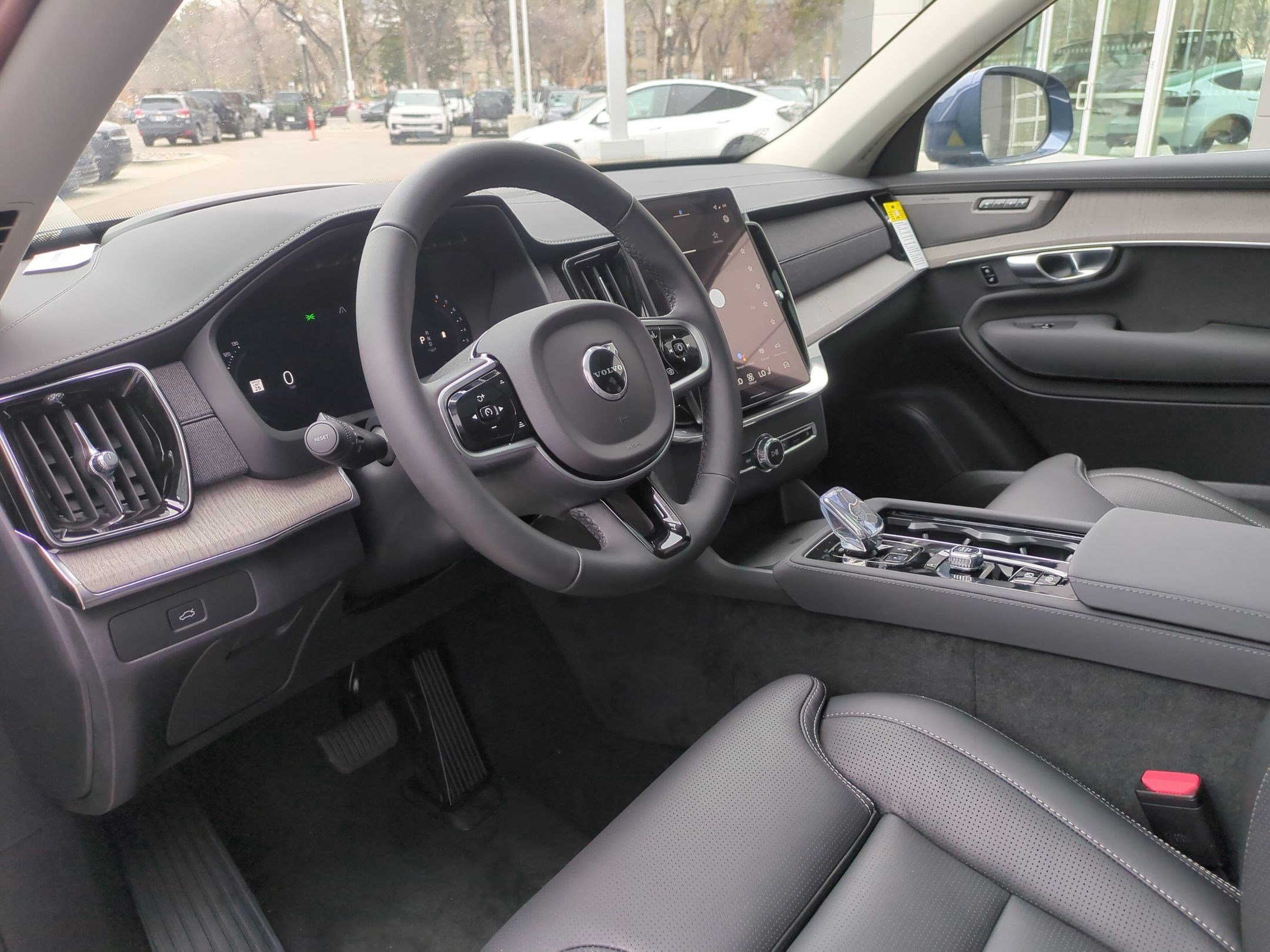 New 2026 Denim Blue Volvo Ultra image 10
