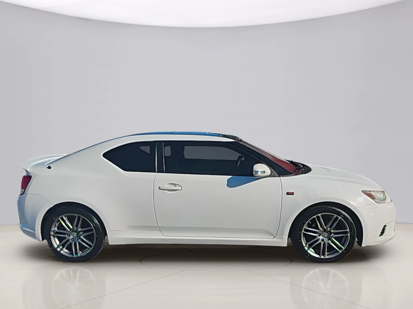 Used 2013 White Scion SPORTS CPE image 4