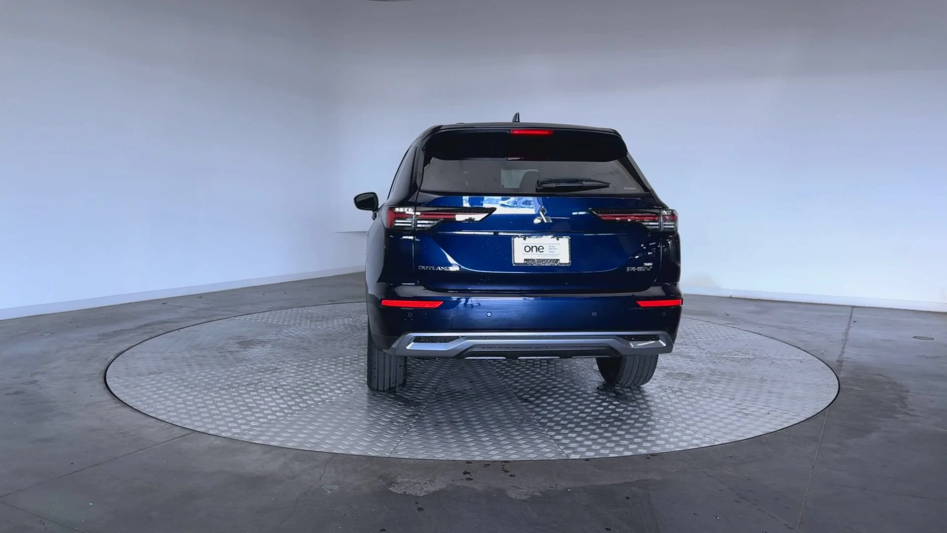 New 2026 Cosmic Blue Metallic Mitsubishi SE image 7