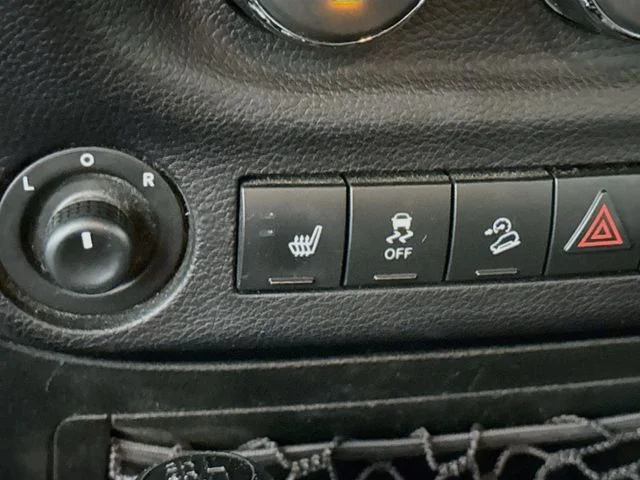 Used 2017 Gray Jeep Unlimited Sahara image 20
