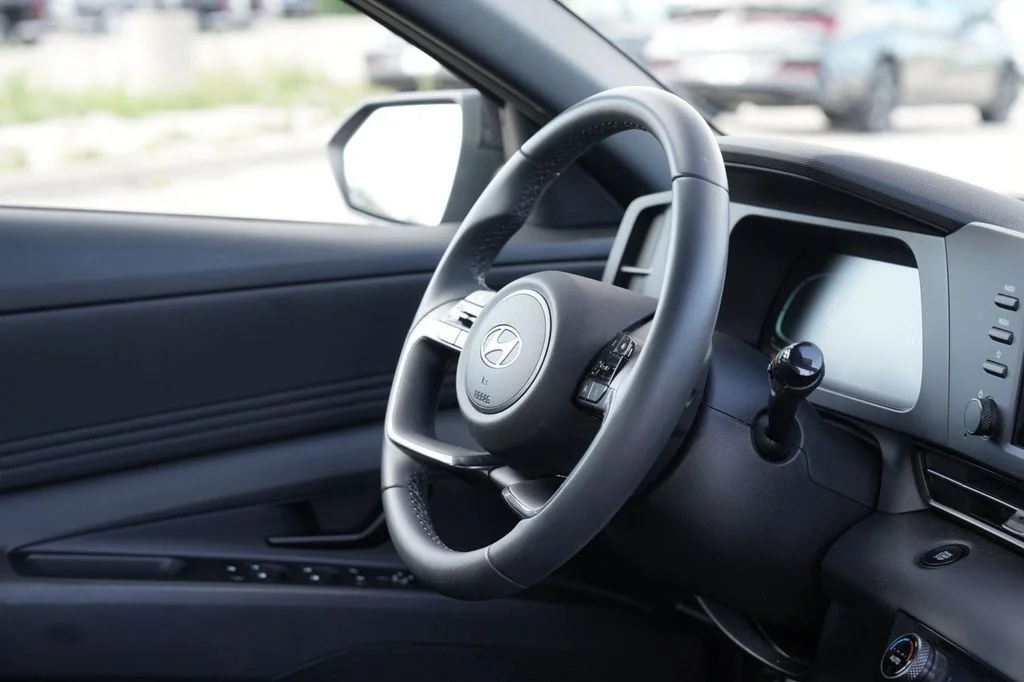 Used 2026 Gray Hyundai SEL Sport image 12