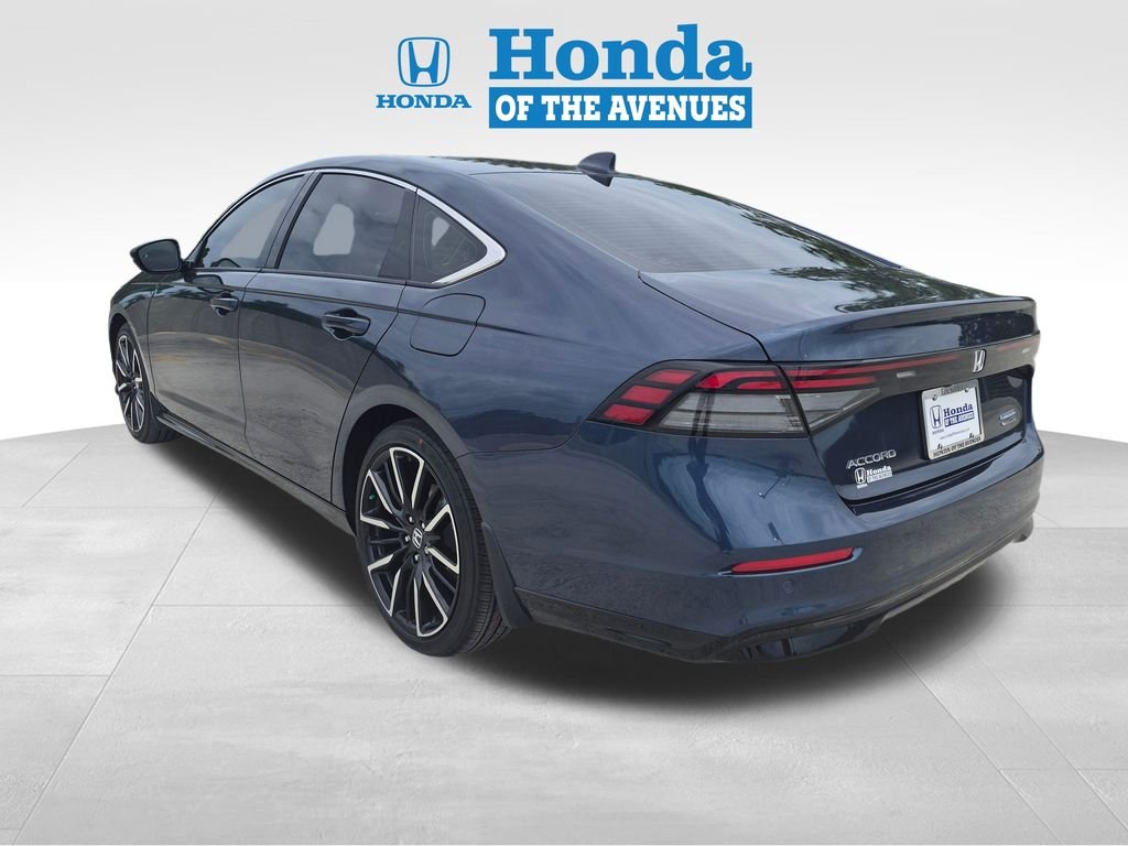 2026 Honda Accord Hybrid Touring - Photo 5