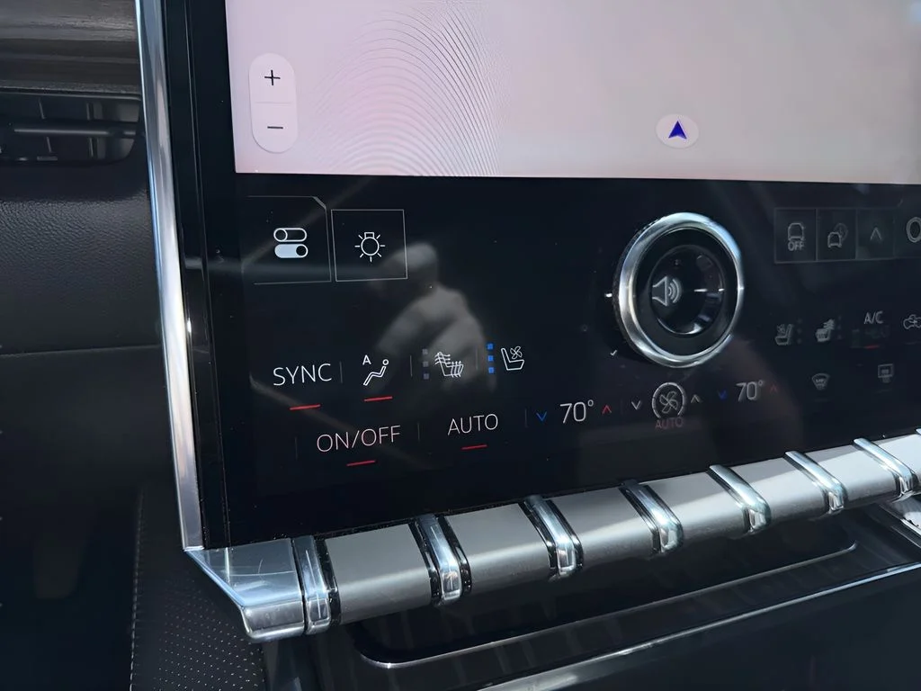 Used 2025 Gray GMC Denali image 22