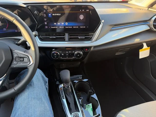 2026 Chevrolet Trax LT - Photo 23