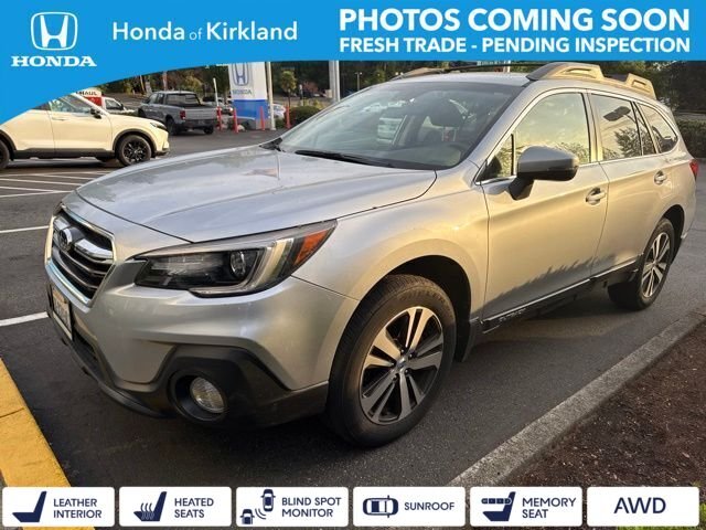 Used 2018 Ice Silver Metallic Subaru 2.5i image 1