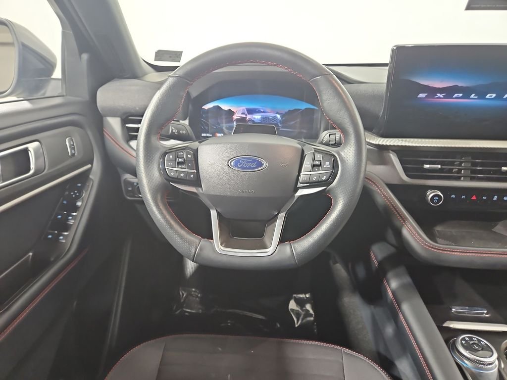 2025 Ford Explorer ST-LINE - Photo 14