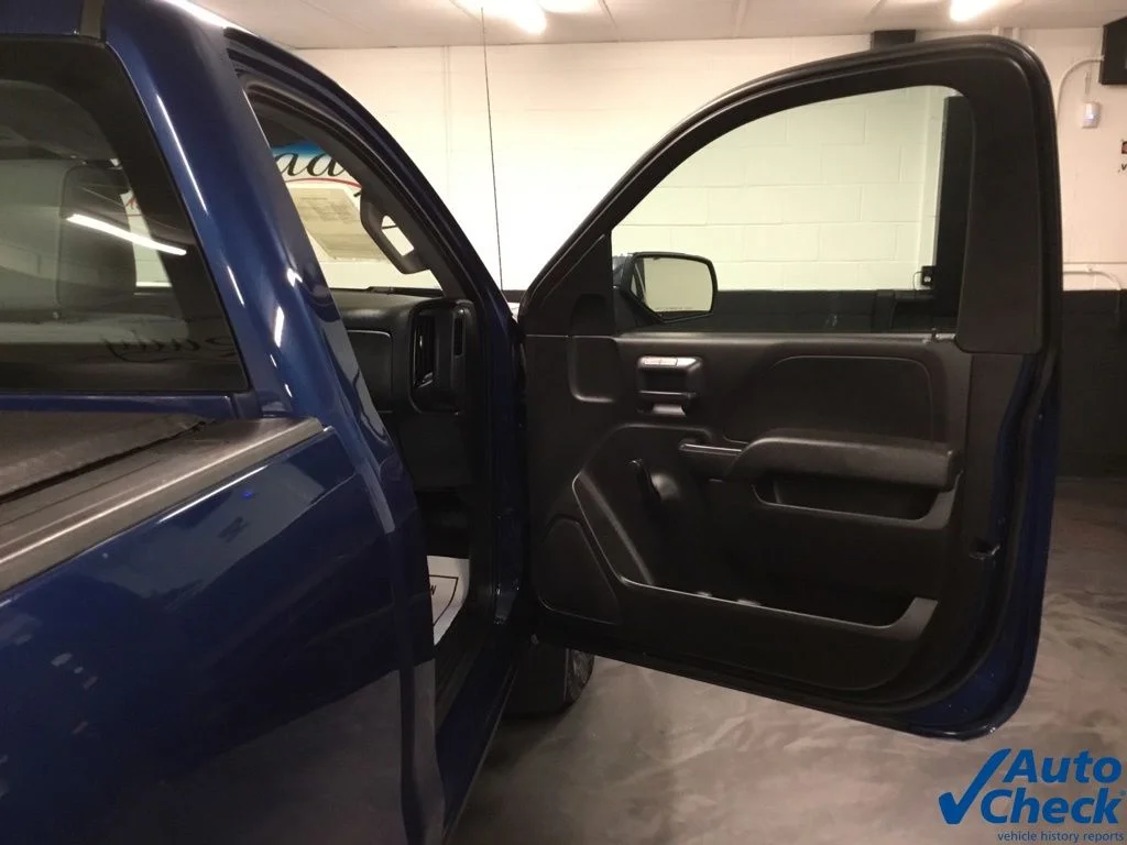 Used 2017 Blue Chevrolet WT image 33