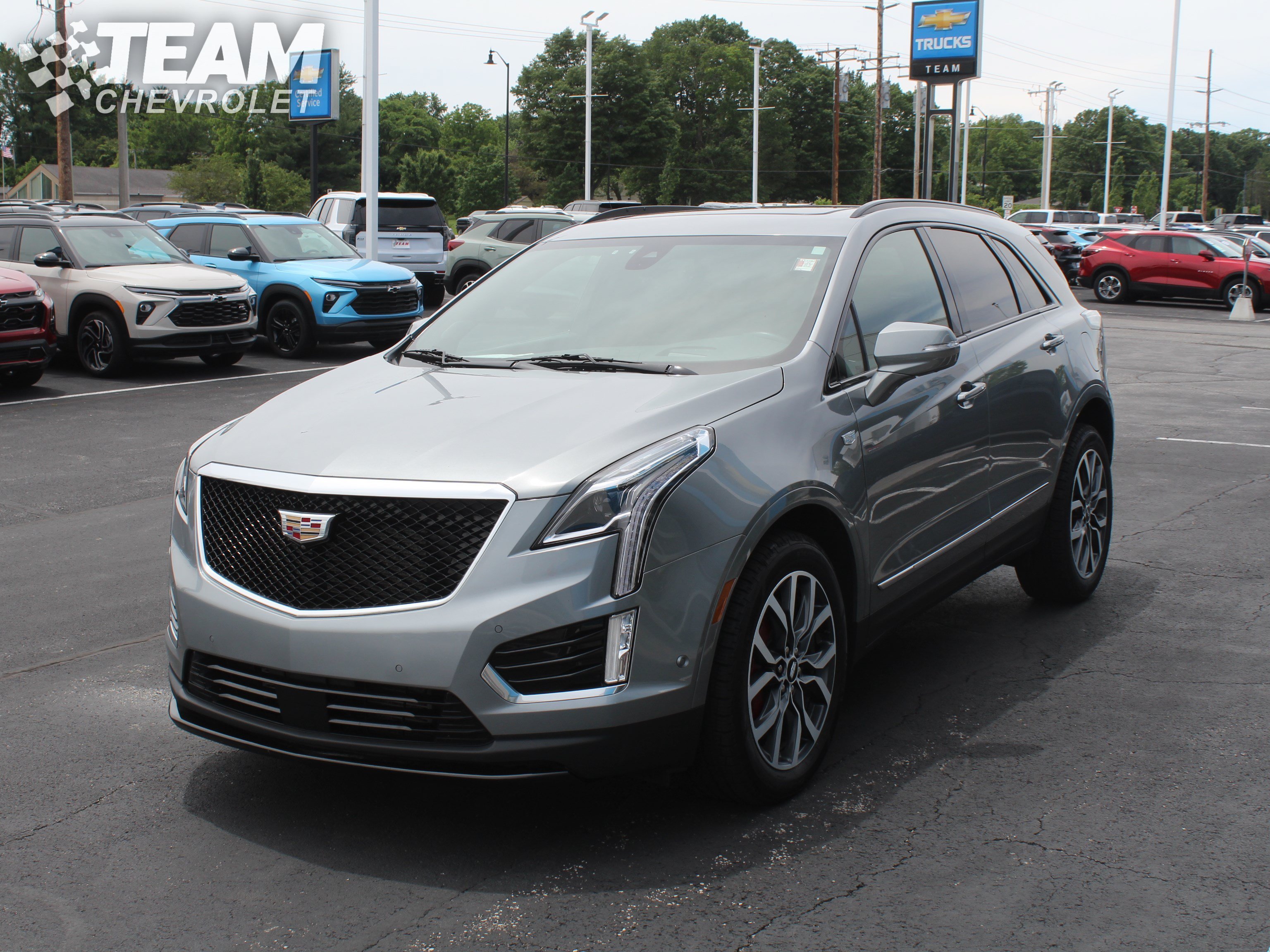 Used 2024 Argent Silver Metallic Cadillac Sport image 8