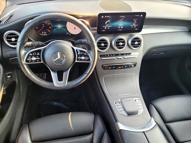 Used 2022 White Mercedes-Benz GLC 300 image 34