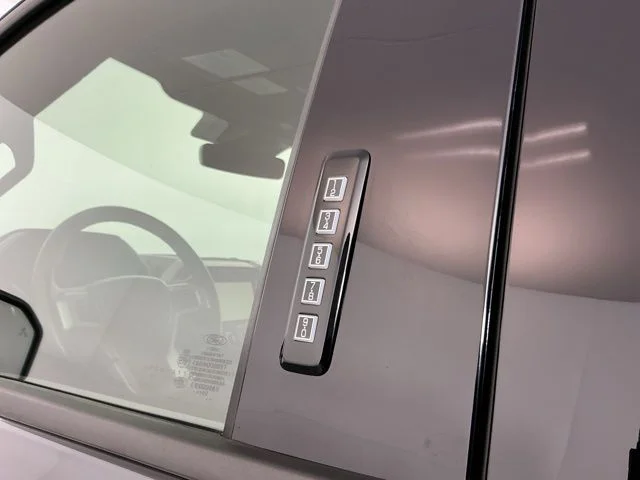 Used 2019 Agate Black Metallic Ford Lariat image 11