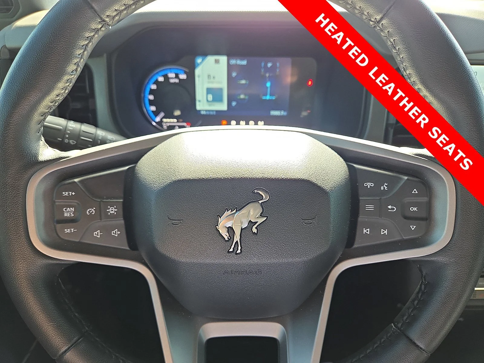 Used 2024 Eruption Green Metallic Ford Everglades image 24