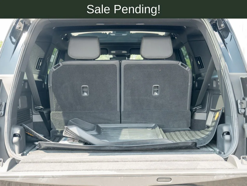 Used 2025 Black Rivian  image 37