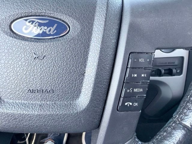 Used 2013 Blue Ford XLT image 17