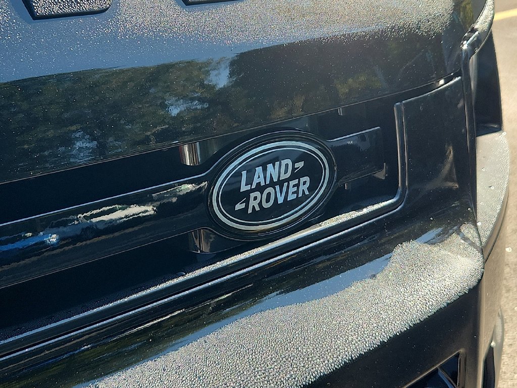 New 2026 Santorini Black Land Rover S image 11