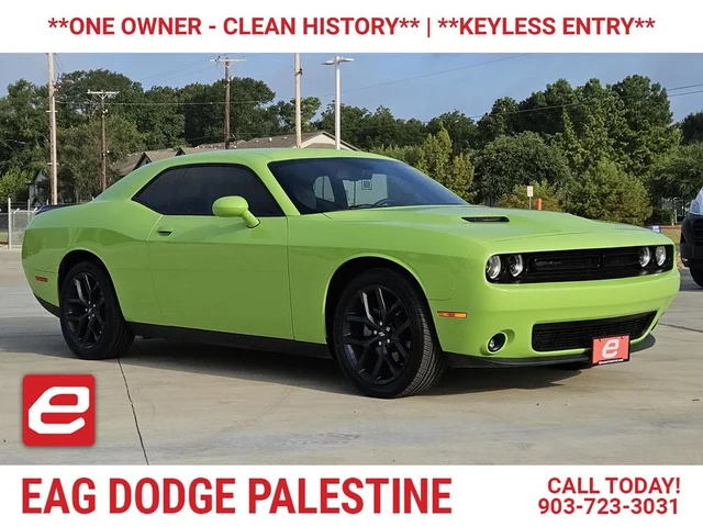 Pre-Owned 2023 Dodge Challenger SXT