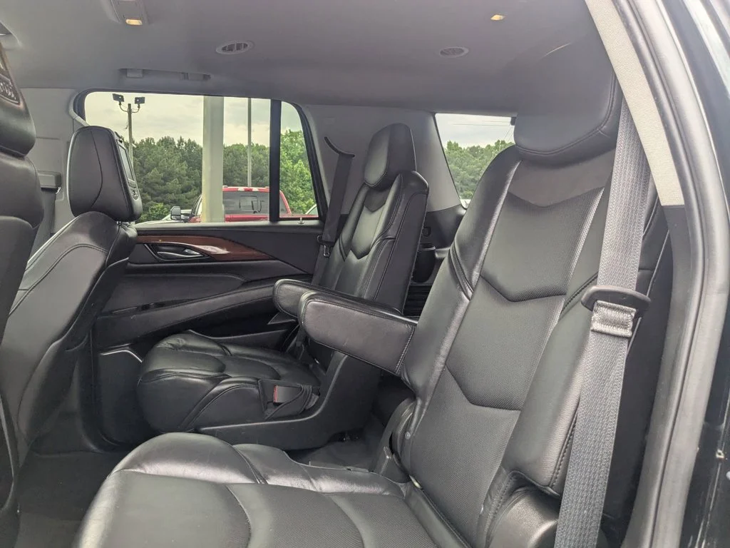 Used 2019 Black Raven Cadillac Luxury image 26