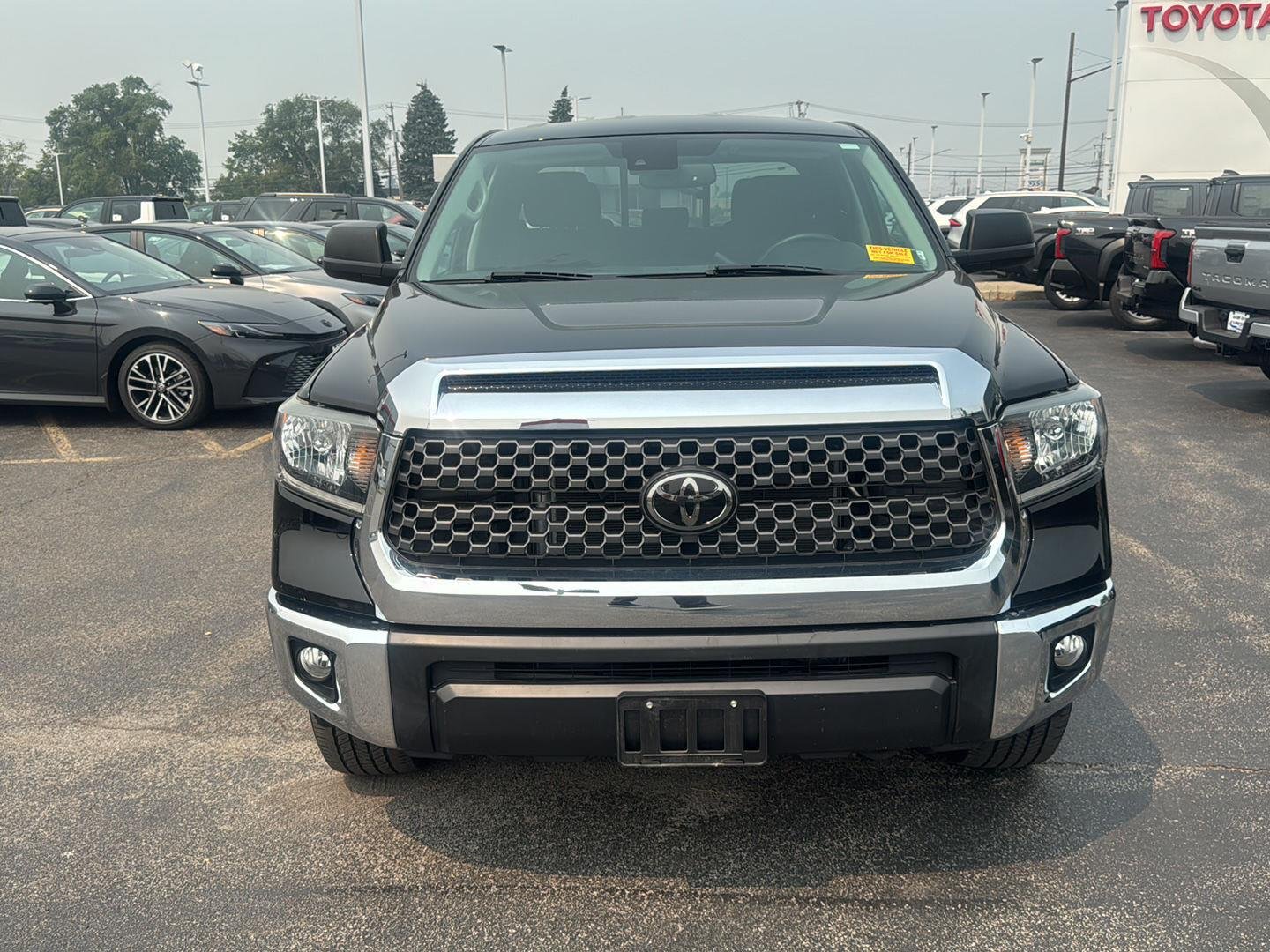 Used 2020 Midnight Black Metallic Toyota SR5 image 2