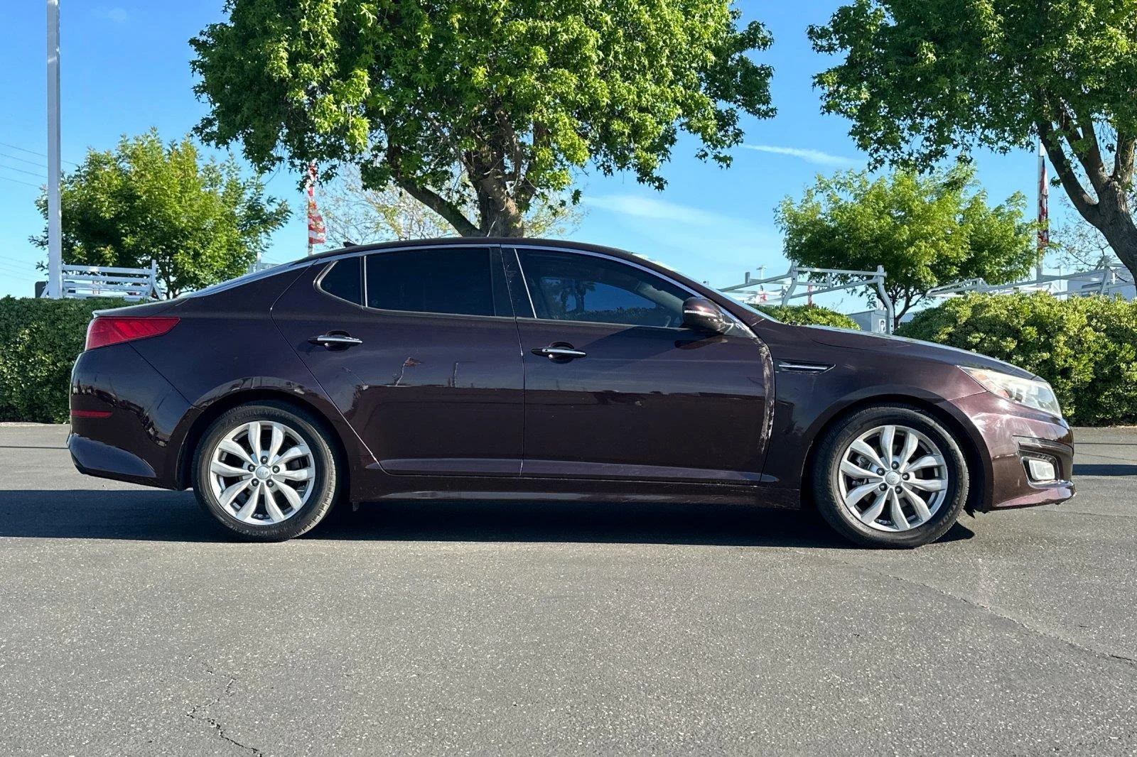 Used 2015 Dark Cherry Kia EX image 2