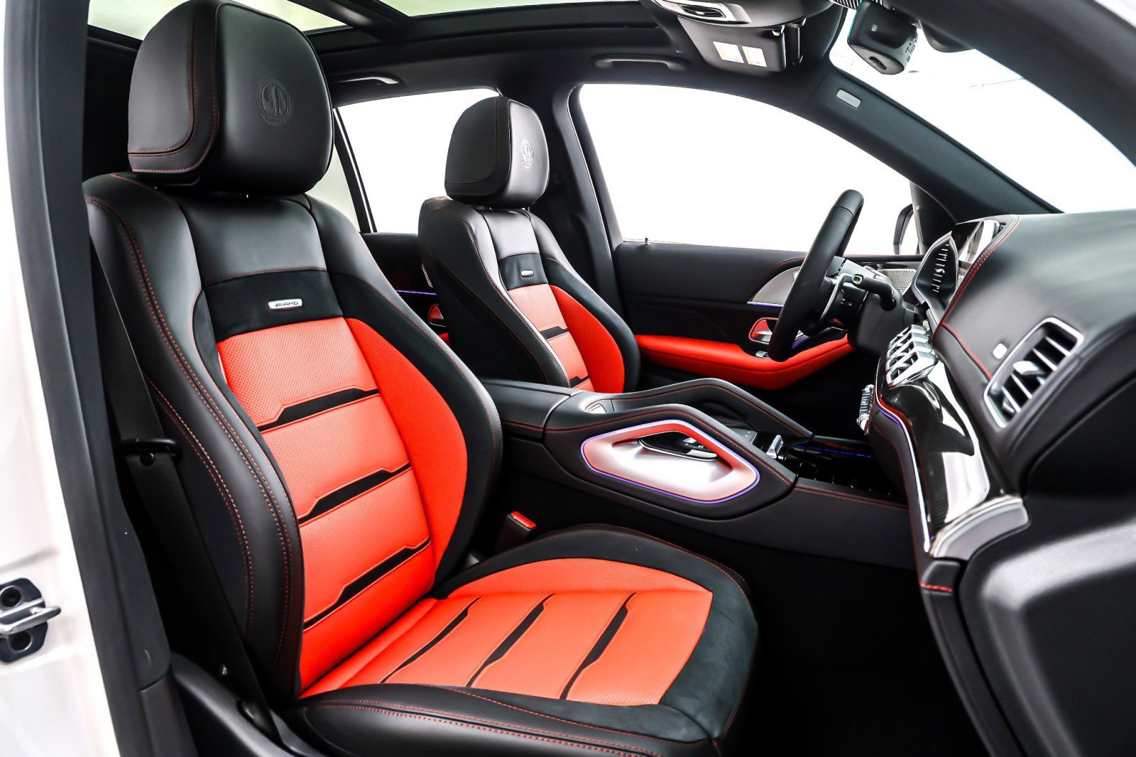 New 2026 Polar White Mercedes-Benz AMG® GLE 53 4MATIC+ SUV image 26