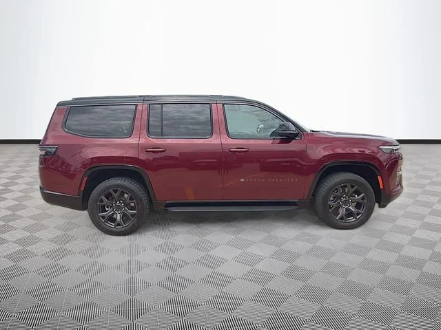 New 2026 Velvet Red Pearl-Coat Exterior Paint Jeep Upland image 8