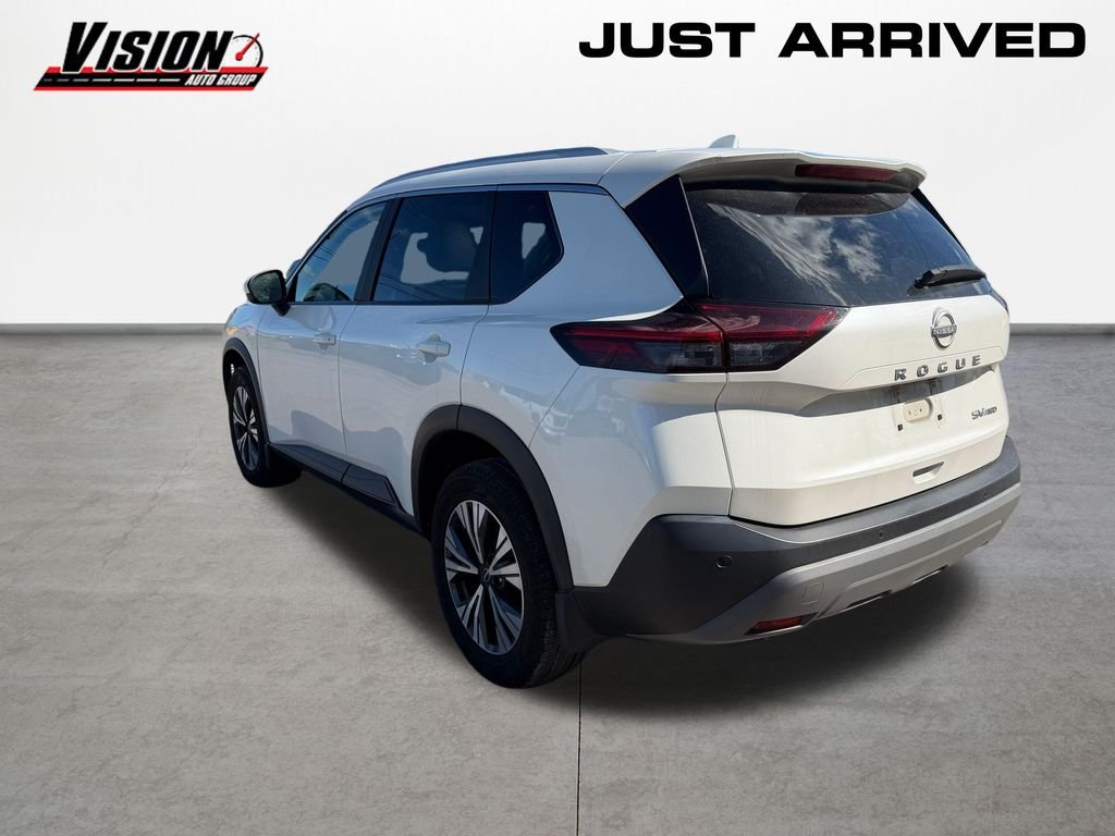 Used 2023 White Nissan SV image 7