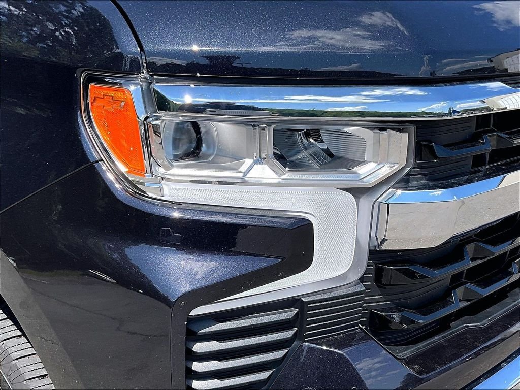 Used 2024 Dark Ash Metallic Chevrolet LT image 33