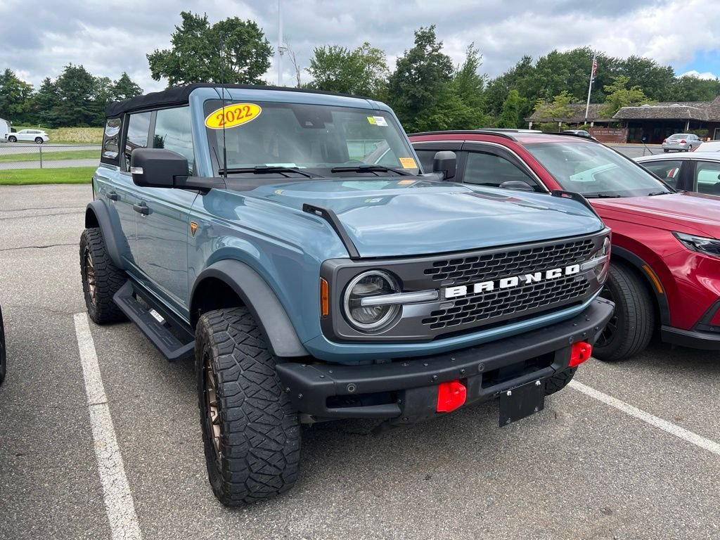 Used 2022 Blue Ford Badlands image 1