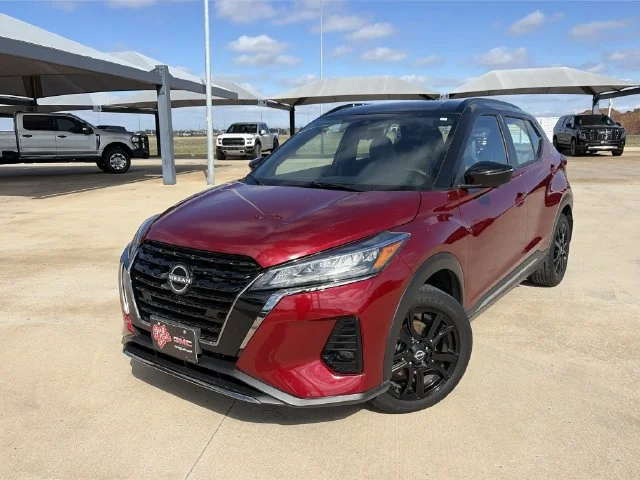 Used 2023 Red Nissan SR image 2